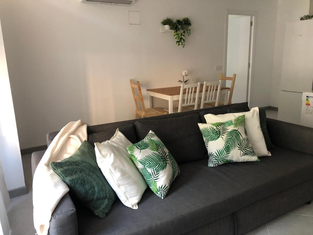 Como En Casa Lägenhet Parla Exteriör bild