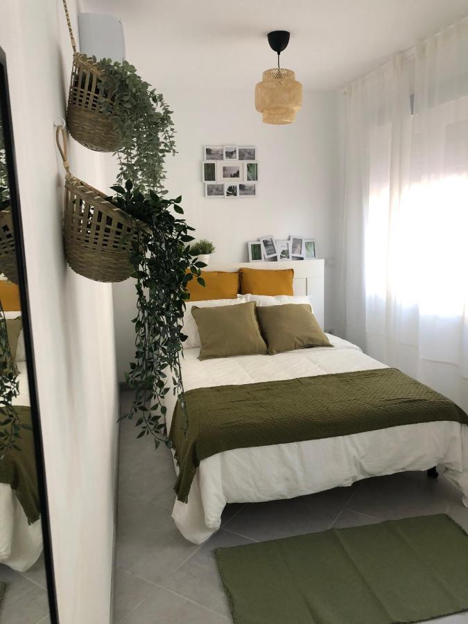 Como En Casa Lägenhet Parla Exteriör bild