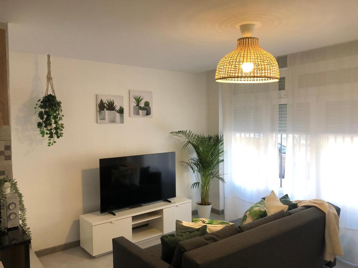 Como En Casa Lägenhet Parla Exteriör bild